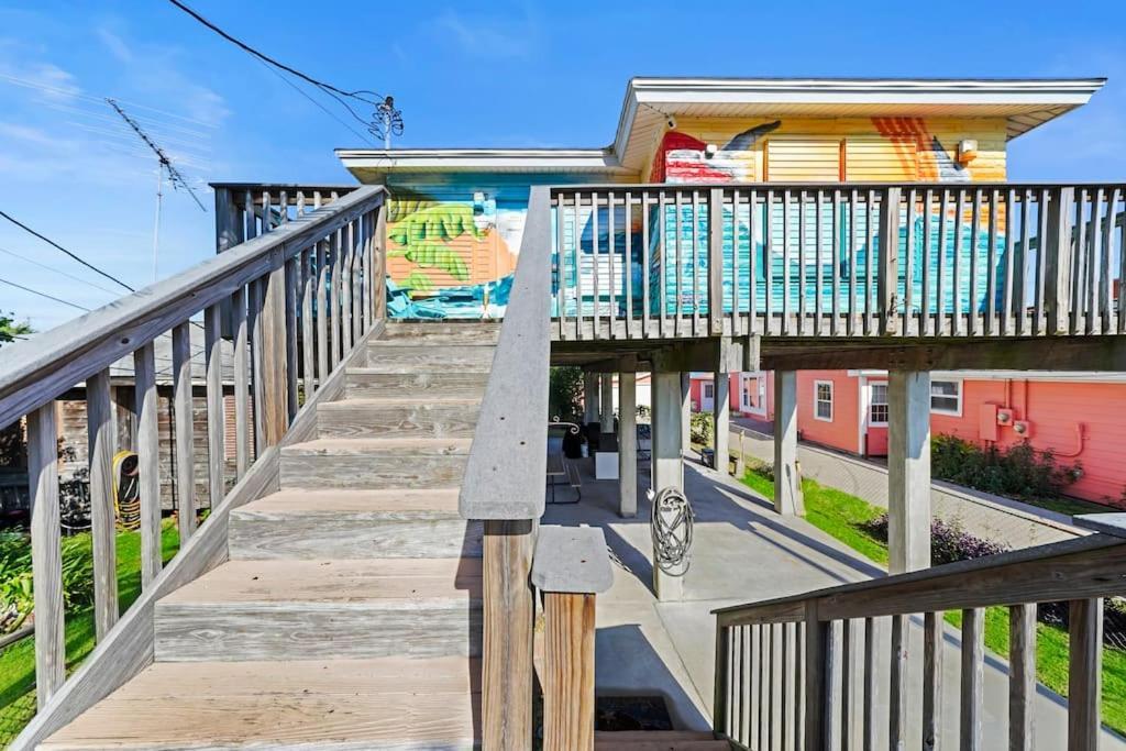 Galveston Beach House Family/Pet Friendly Exterior photo